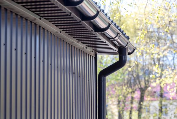 Cost of Sheet Metal Siding Repair in Evanston