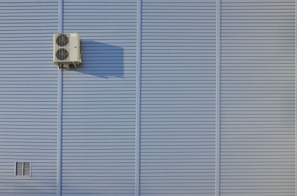 Cost of Flat Metal Siding Installation in Evanston